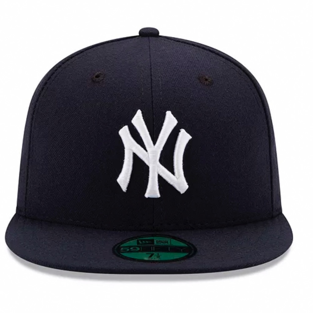 New Era MLB Authentic NY Yankees 59FIFTY cap. Size 7 5/8. New with tags.…